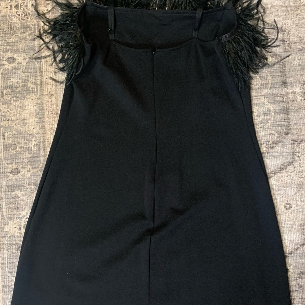Chic Black Feather Trim Mini Dress Urban Outfitters Clarissa Size 12 - Picture 7 of 10